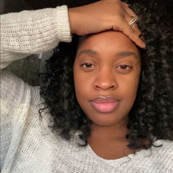 Meet your Posher, Kiara - Picture 4 of 4